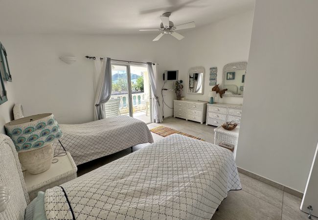 Terraced House in Jolly Harbour - Villa Dionisi Terraced House in Jolly Harbour - Villa Dionisi