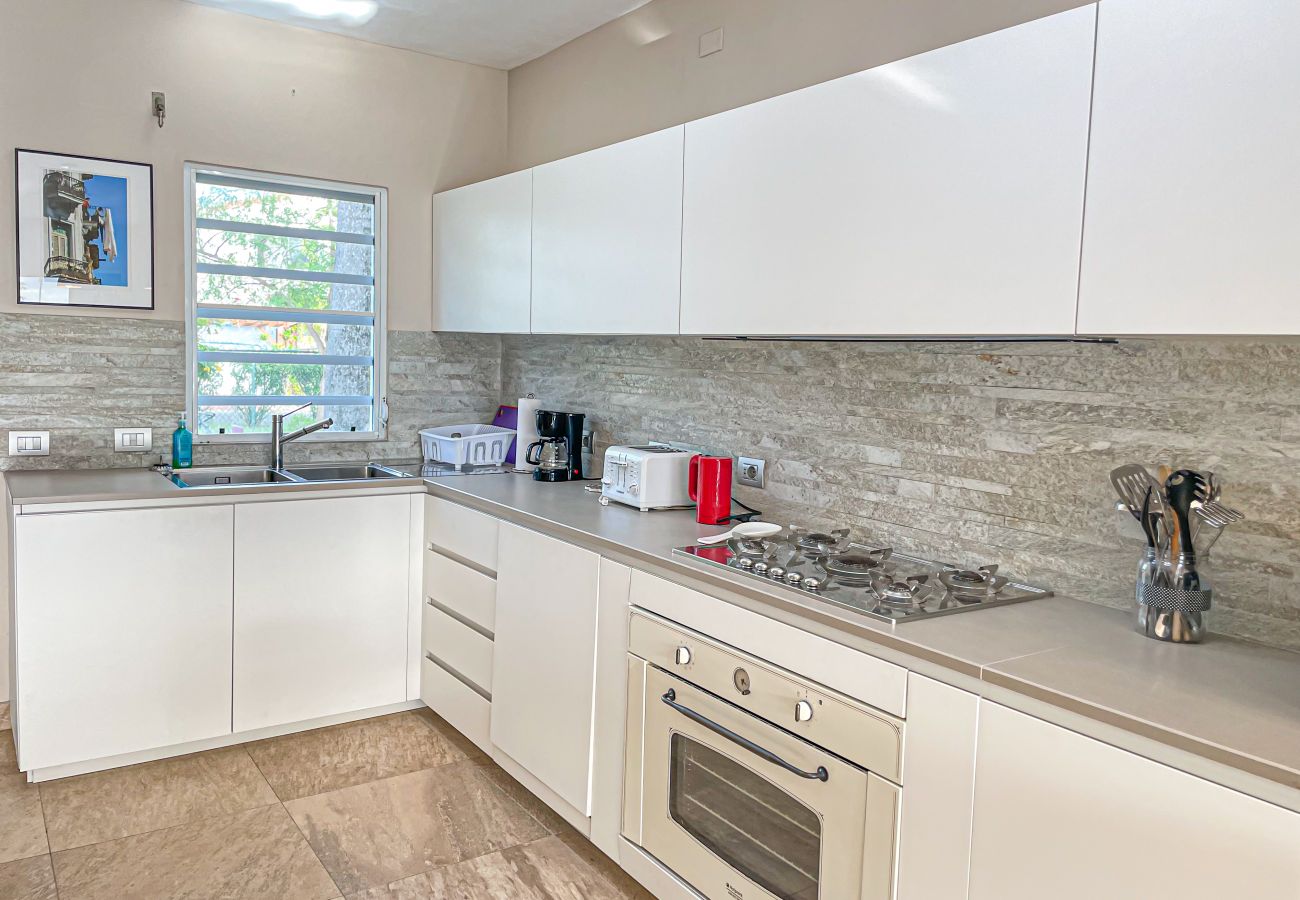 Villa Rental at Jolly Harbour, Antigua, modern Kitchen