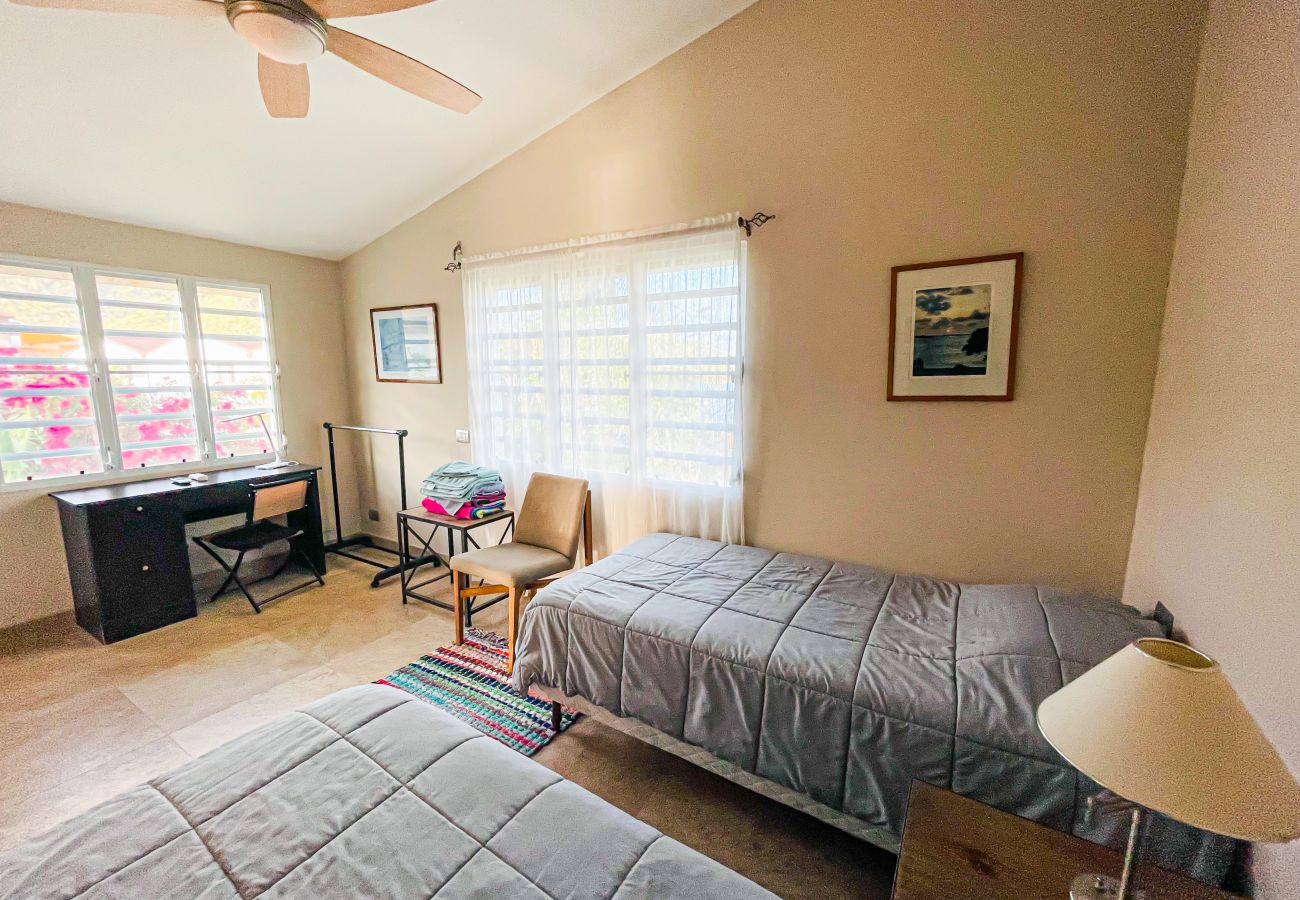 Holiday Villa Rentals at Jolly Harbour, Two beds with ensuite 