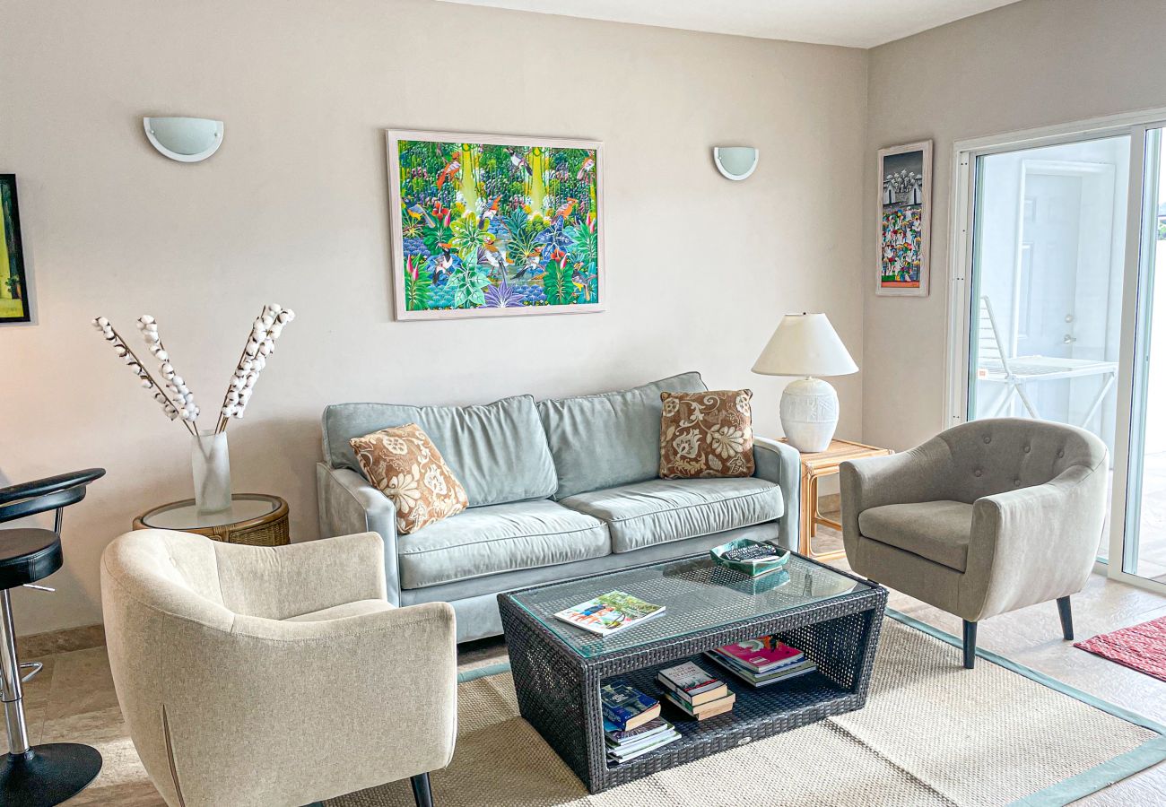 Holiday villa rentals at Jolly Harbour, waterfront property 