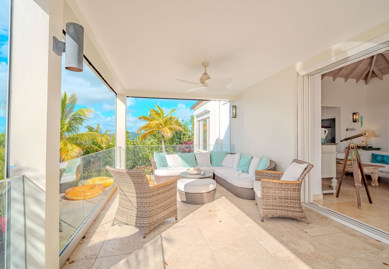 Villa in Jolly Harbour - Exceptional Hillside Haven