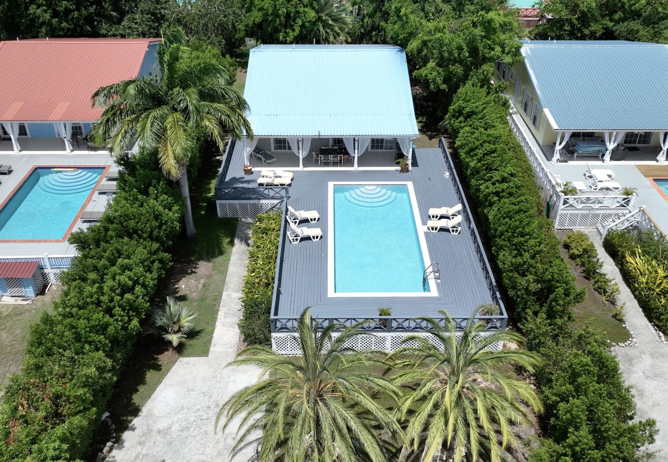 Villa in Jolly Harbour - Comfortable Four Bedroom Spacious Villa With Private Pool 