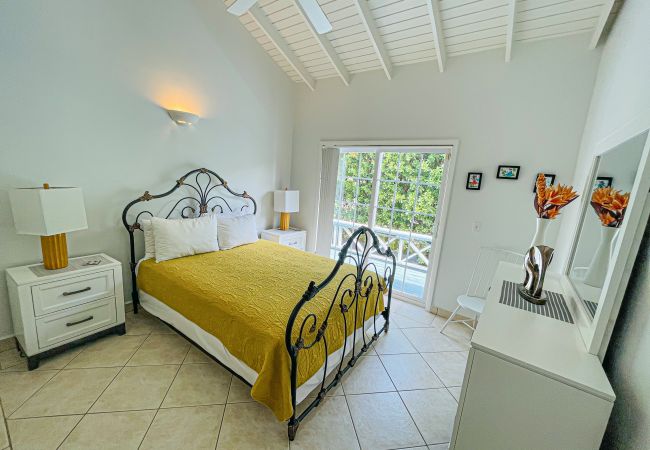 Villa in Jolly Harbour - Stylish Spacious Luxury  Villa in Jolly Harbour - Stylish Spacious Luxury