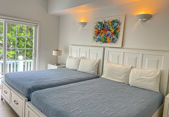 Villa in Jolly Harbour - Stylish Spacious Luxury  Villa in Jolly Harbour - Stylish Spacious Luxury