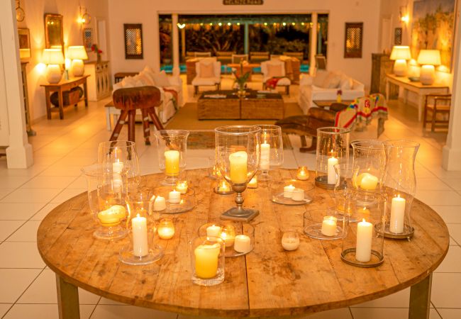 Villa in Jolly Harbour - VIP Palm Point Beach House Villa in Jolly Harbour - VIP Palm Point Beach House