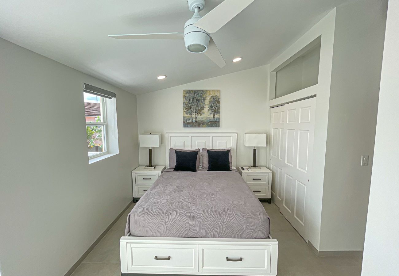 Townhouse in Jolly Harbour - Newly Refurbished Two Bedroom Property Just Five Minutes walk to the Beach 