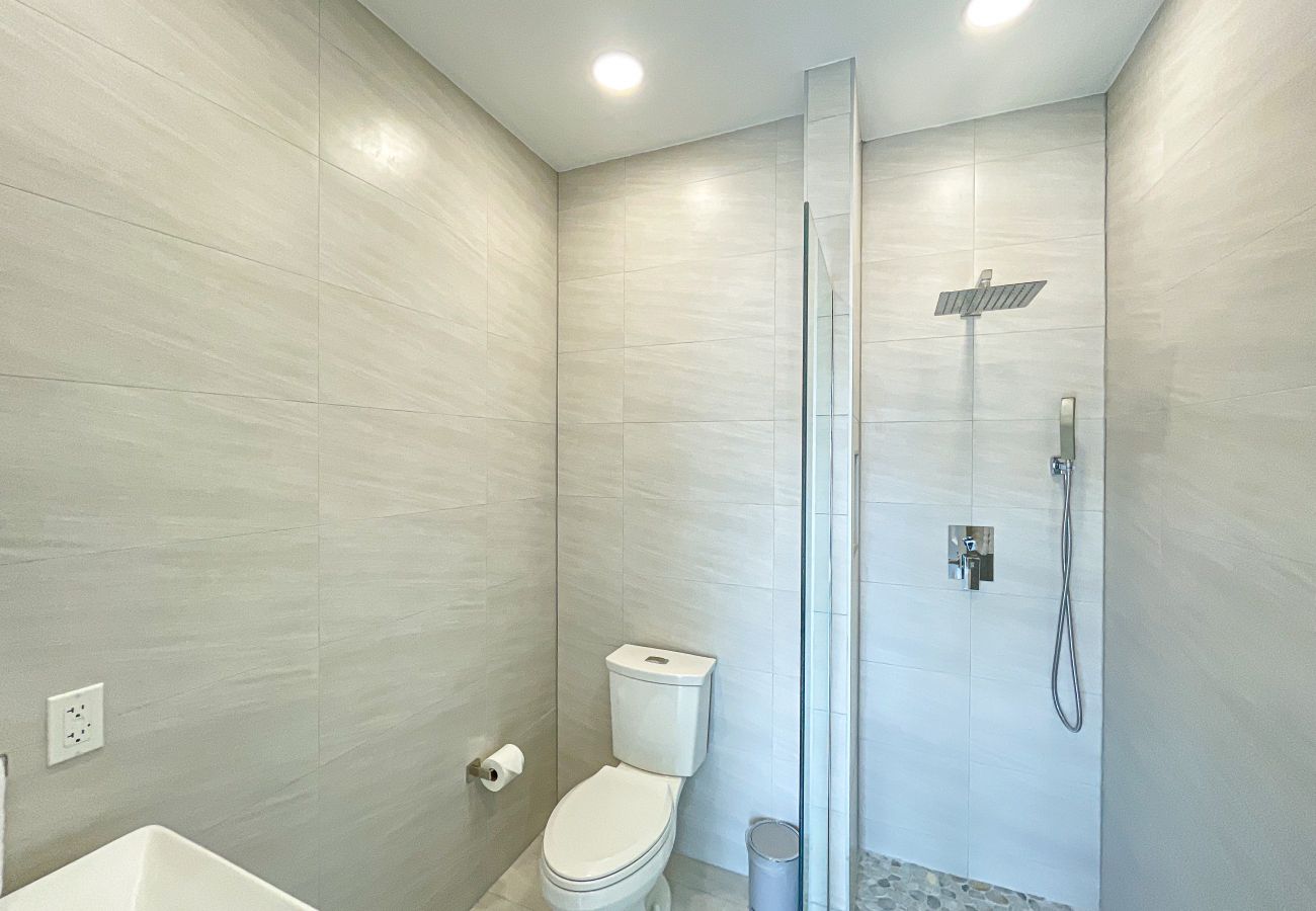 Townhouse in Jolly Harbour - Two Bedroom Beautiful Waterfront Home 