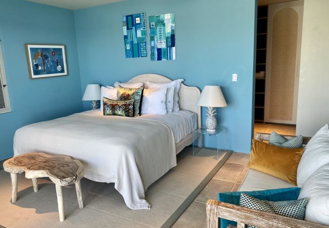 Villa in Jolly Harbour - VIP Idyllic Hilltop Paradise Villa in Jolly Harbour - VIP Idyllic Hilltop Paradise