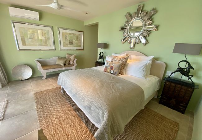 Villa in Jolly Harbour - VIP Idyllic Hilltop Paradise Villa in Jolly Harbour - VIP Idyllic Hilltop Paradise