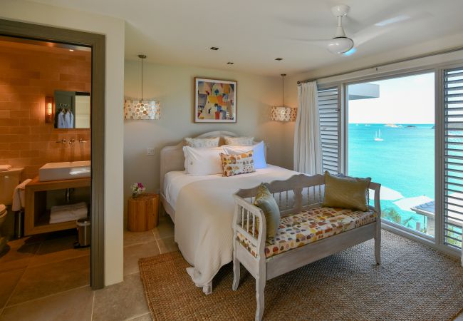 Villa in Jolly Harbour - VIP Idyllic Hilltop Paradise Villa in Jolly Harbour - VIP Idyllic Hilltop Paradise