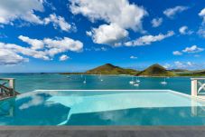 Villa in Jolly Harbour - VIP Idyllic Hilltop Paradise