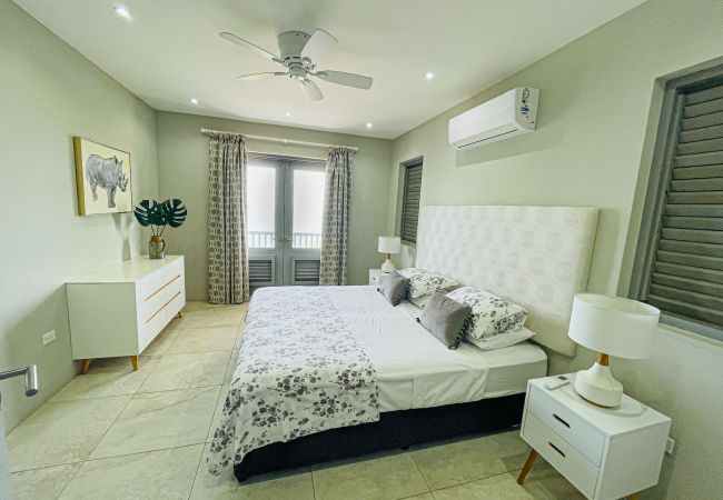 Villa in English Harbour - Beautiful HillTop Retreat Villa in English Harbour - Beautiful HillTop Retreat