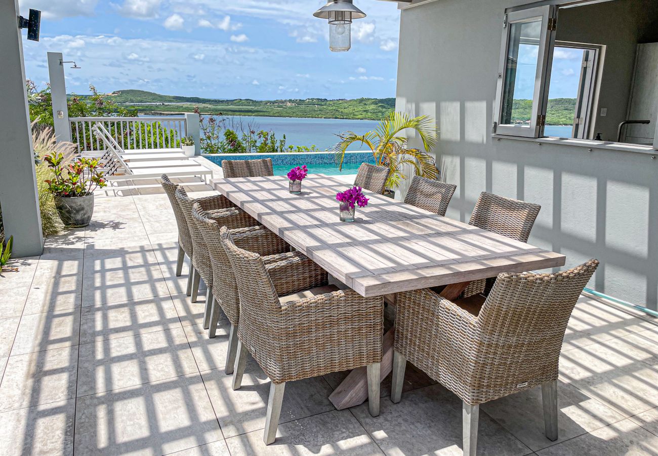 English Harbour villa rentals, Alfresco dining, private pool, amazing views 