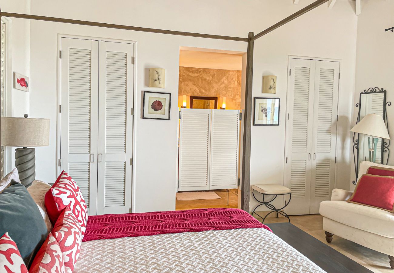 Villa in Jolly Harbour - Villa Windies Sugar Ridge 