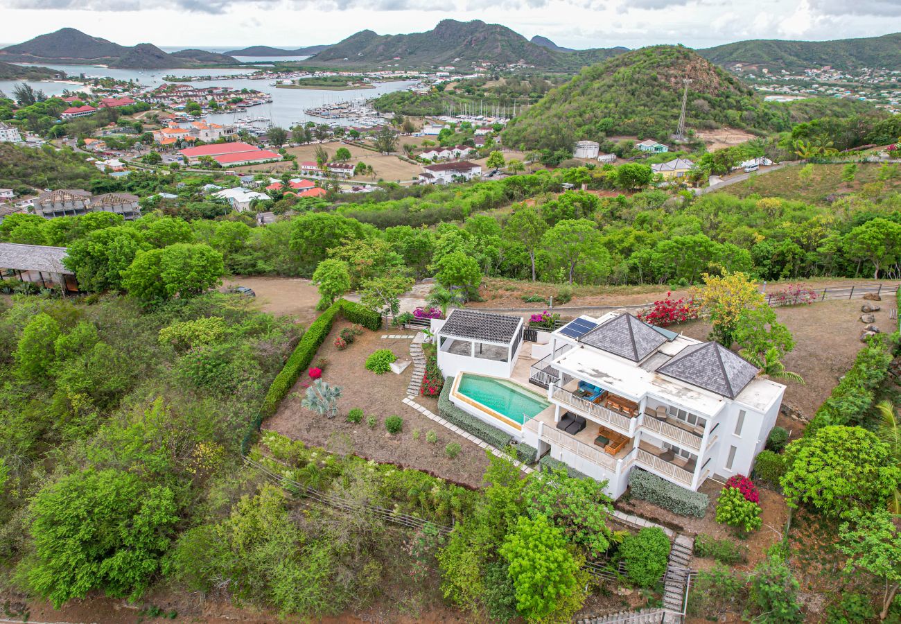 Villa in Jolly Harbour - Villa Windies Sugar Ridge 
