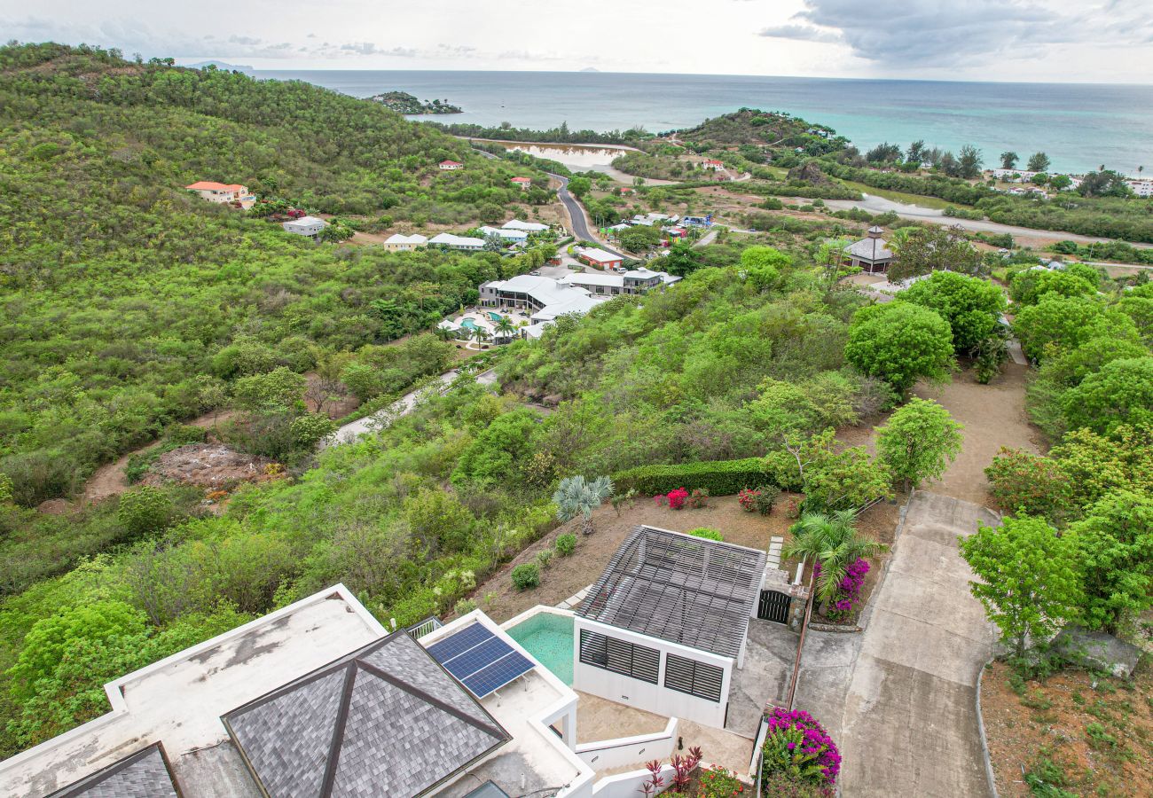Villa in Jolly Harbour - Villa Windies Sugar Ridge 