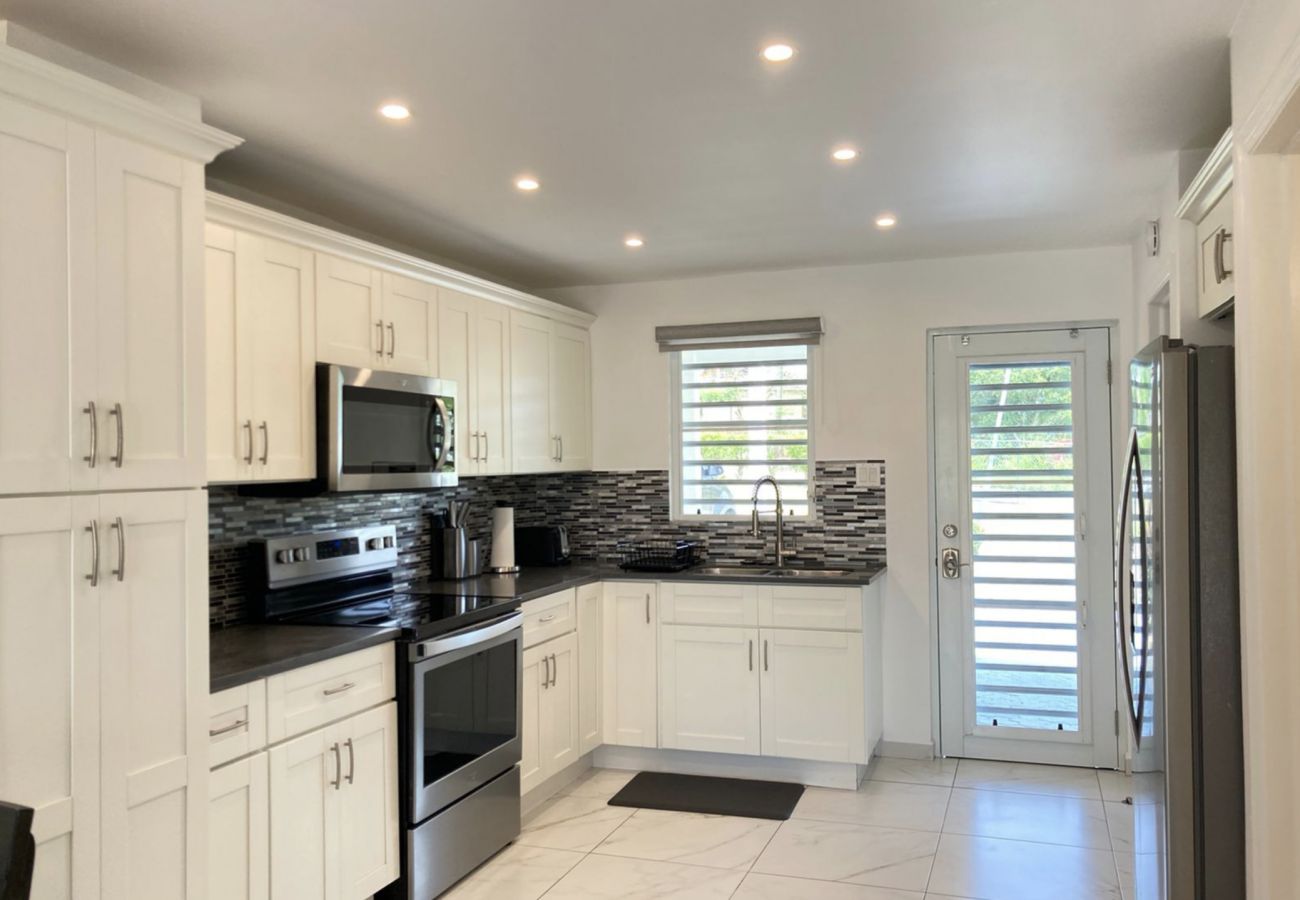 Townhouse in Jolly Harbour - Centrally Located Two Bedroom Modern Villa 