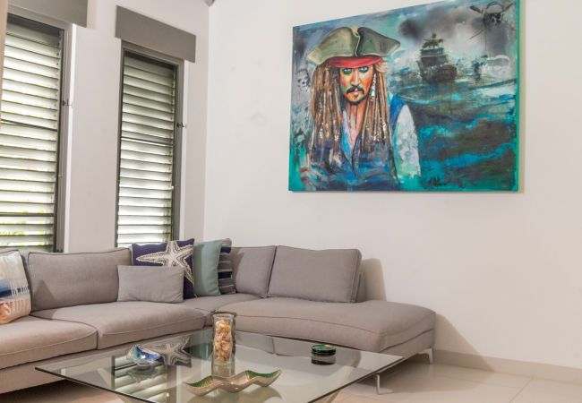 Villa in Jolly Harbour - VIP Breathtaking Beach House Villa in Jolly Harbour - VIP Breathtaking Beach House