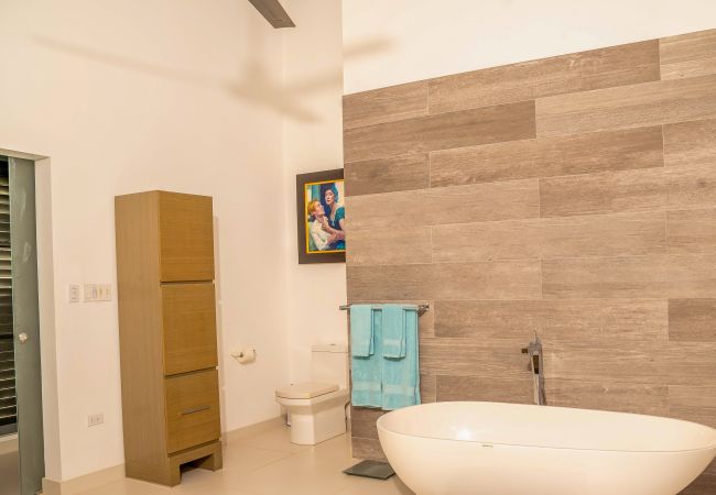 Villa in Jolly Harbour - VIP Breathtaking Beach House Villa in Jolly Harbour - VIP Breathtaking Beach House