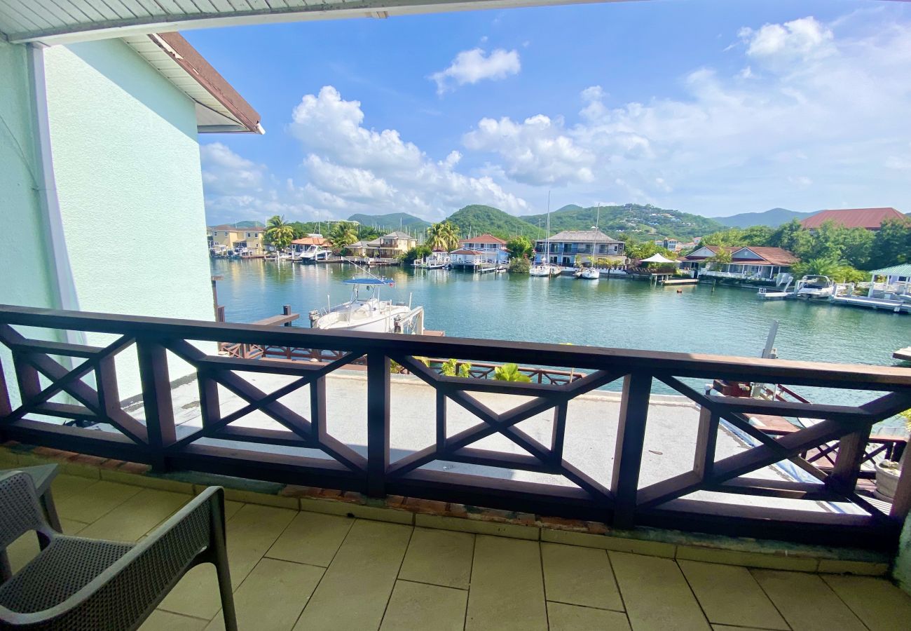 Villa in Jolly Harbour - Beautiful two bedroom waterfront villa