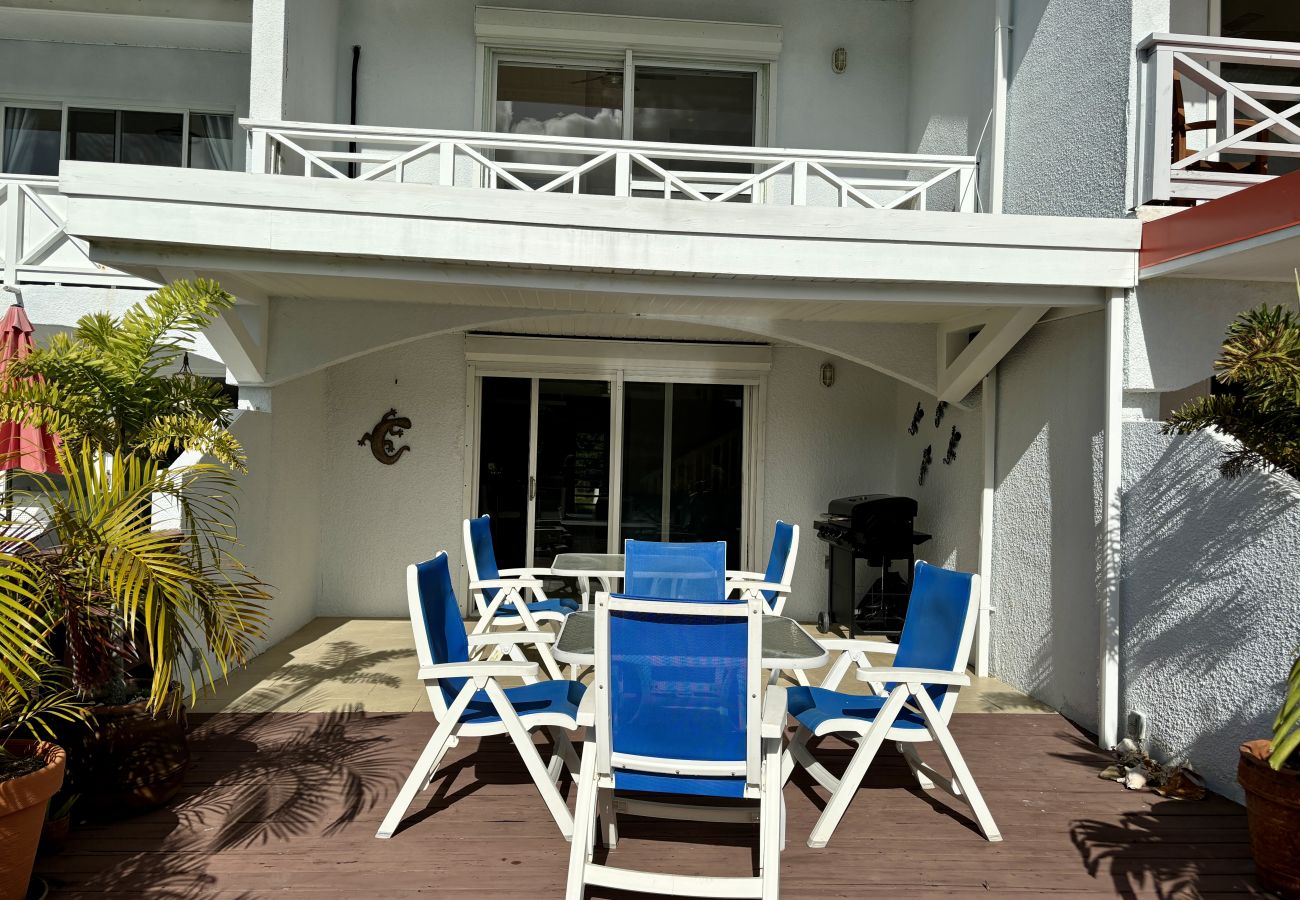 Villa in Jolly Harbour - Delightful Waterfront Villa