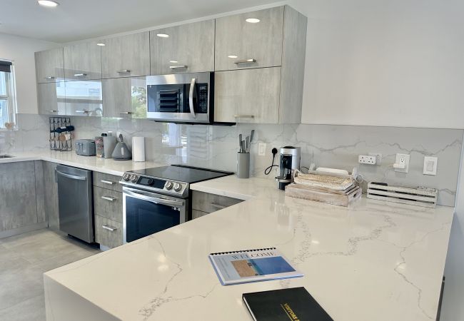 Villa in Jolly Harbour - Stunning Waterfront Villa Villa in Jolly Harbour - Stunning Waterfront Villa