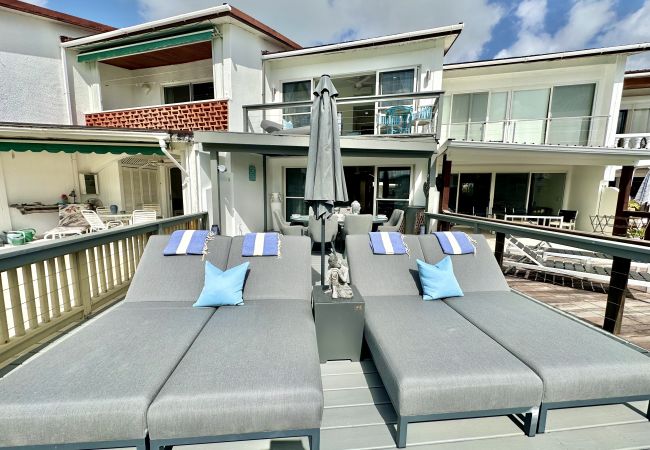 Villa in Jolly Harbour - Stunning Waterfront Villa Villa in Jolly Harbour - Stunning Waterfront Villa