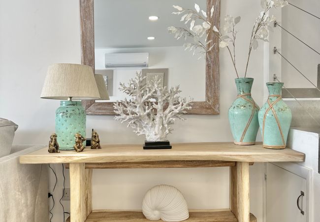 Villa in Jolly Harbour - Stunning Waterfront Villa Villa in Jolly Harbour - Stunning Waterfront Villa