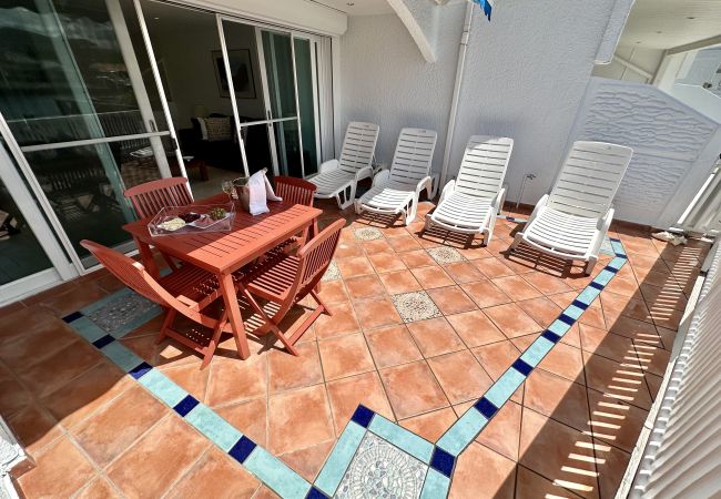 Villa in Jolly Harbour - Delightful two bedroom villa in Jolly Harbour 