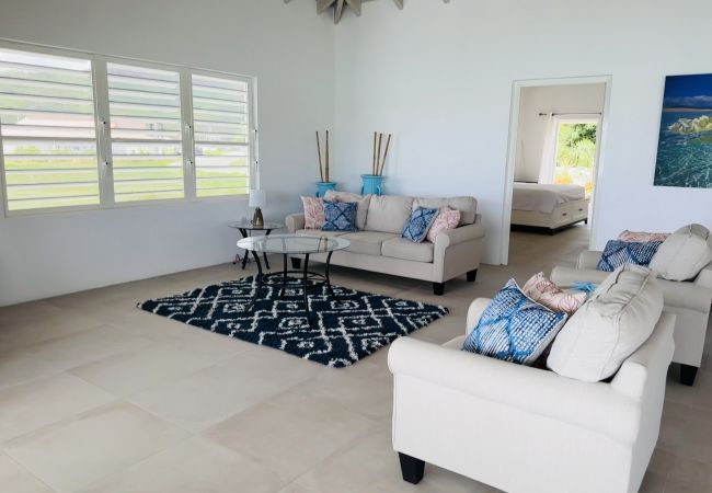 Villa in Jolly Harbour - Glorious Waterfront Villa Villa in Jolly Harbour - Glorious Waterfront Villa