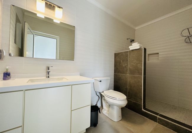 Villa in Jolly Harbour - Glorious Waterfront Villa Villa in Jolly Harbour - Glorious Waterfront Villa