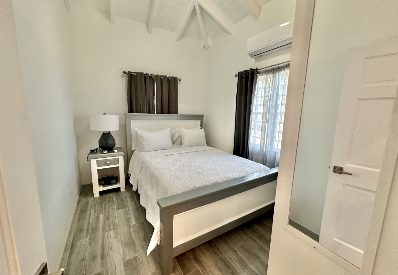 Apartment in Johnsons Point - Soca Sunset 