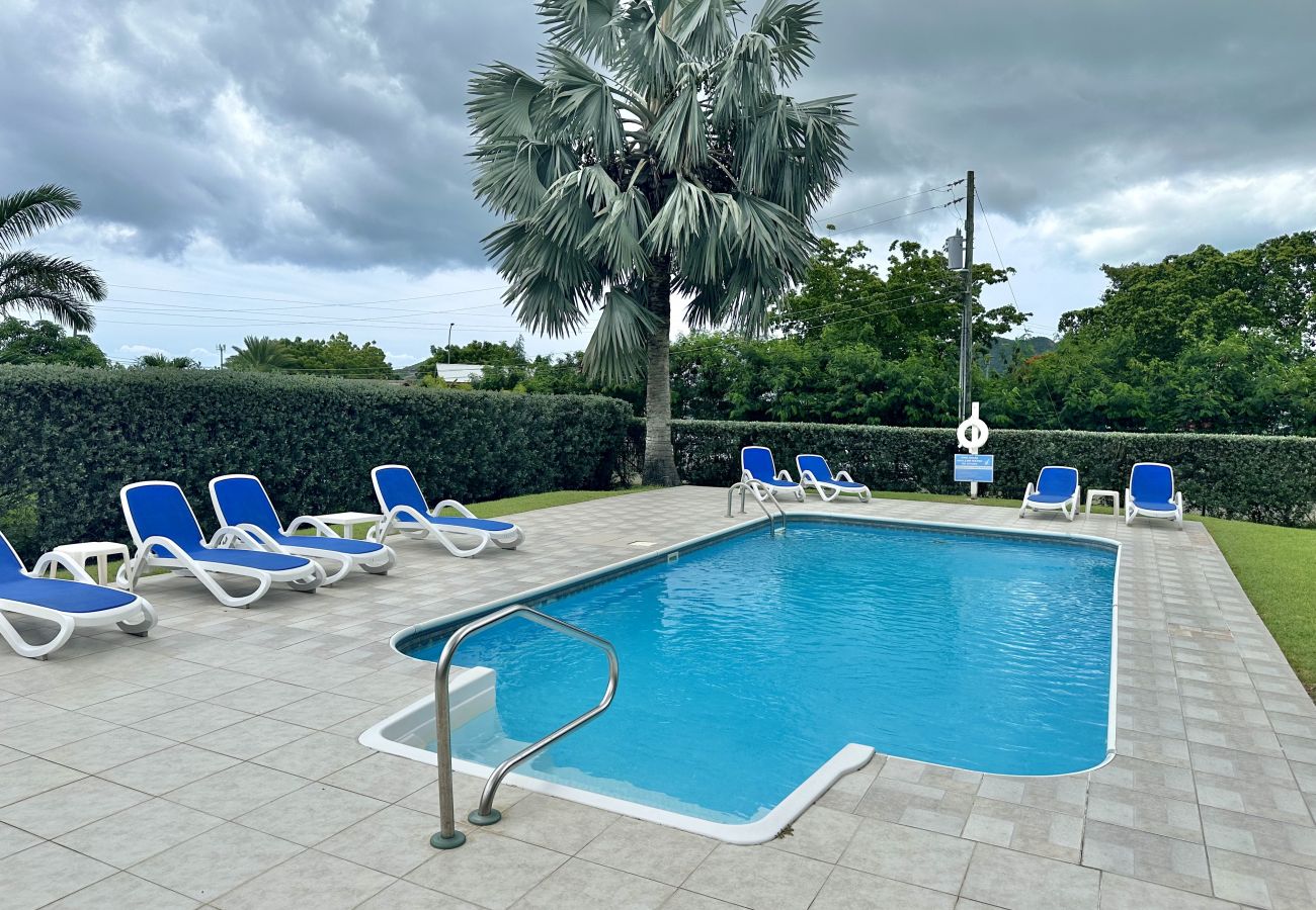 Villa in Jolly Harbour - Two Bed Apartment with Communal pool 