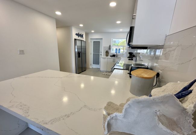 Villa in Jolly Harbour - Luxury Waterfront Villa  Villa in Jolly Harbour - Luxury Waterfront Villa