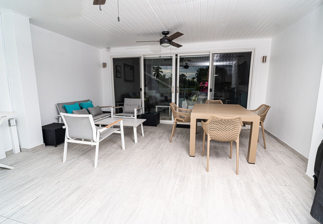 Villa in Jolly Harbour - Stylish Waterfront Escape 