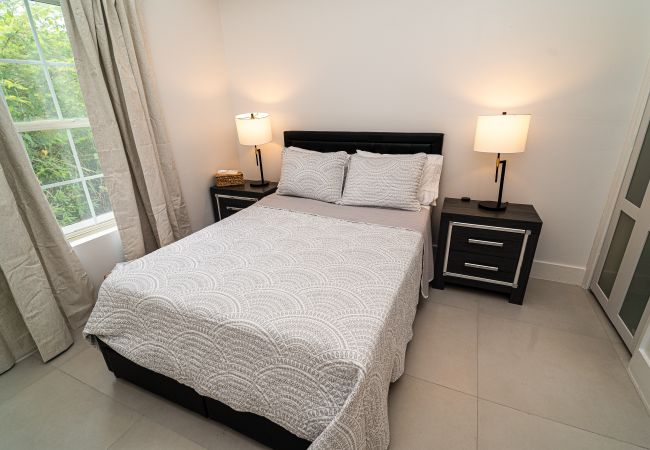 Villa in Jolly Harbour - Boutique Barefoot Luxury Villa in Jolly Harbour - Boutique Barefoot Luxury