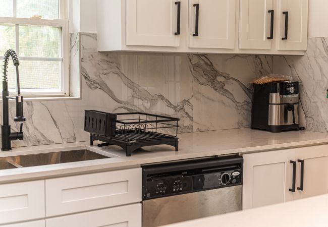 Villa in Jolly Harbour - Boutique Barefoot Luxury Villa in Jolly Harbour - Boutique Barefoot Luxury