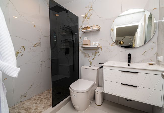 Villa in Jolly Harbour - Boutique Barefoot Luxury Villa in Jolly Harbour - Boutique Barefoot Luxury