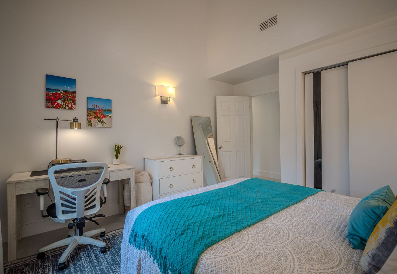 Villa in Jolly Harbour - Boutique Barefoot Luxury