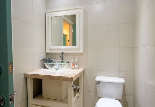 Villa in Jolly Harbour - Private Pool Tropical Escape Villa in Jolly Harbour - Private Pool Tropical Escape