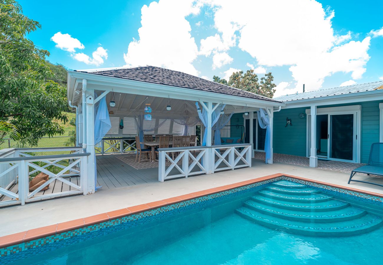 Villa in Jolly Harbour - Private Pool Tropical Escape