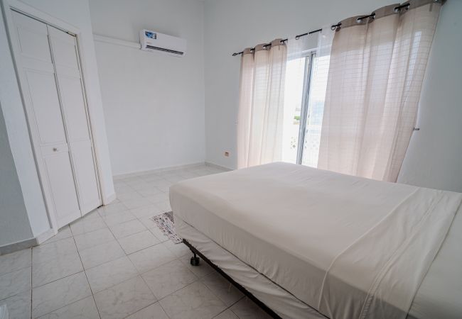 Villa in Jolly Harbour - Convenient Waterfront Villa Villa in Jolly Harbour - Convenient Waterfront Villa