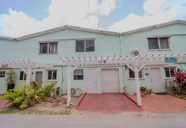 Villa in Jolly Harbour - Convenient Waterfront Villa Villa in Jolly Harbour - Convenient Waterfront Villa