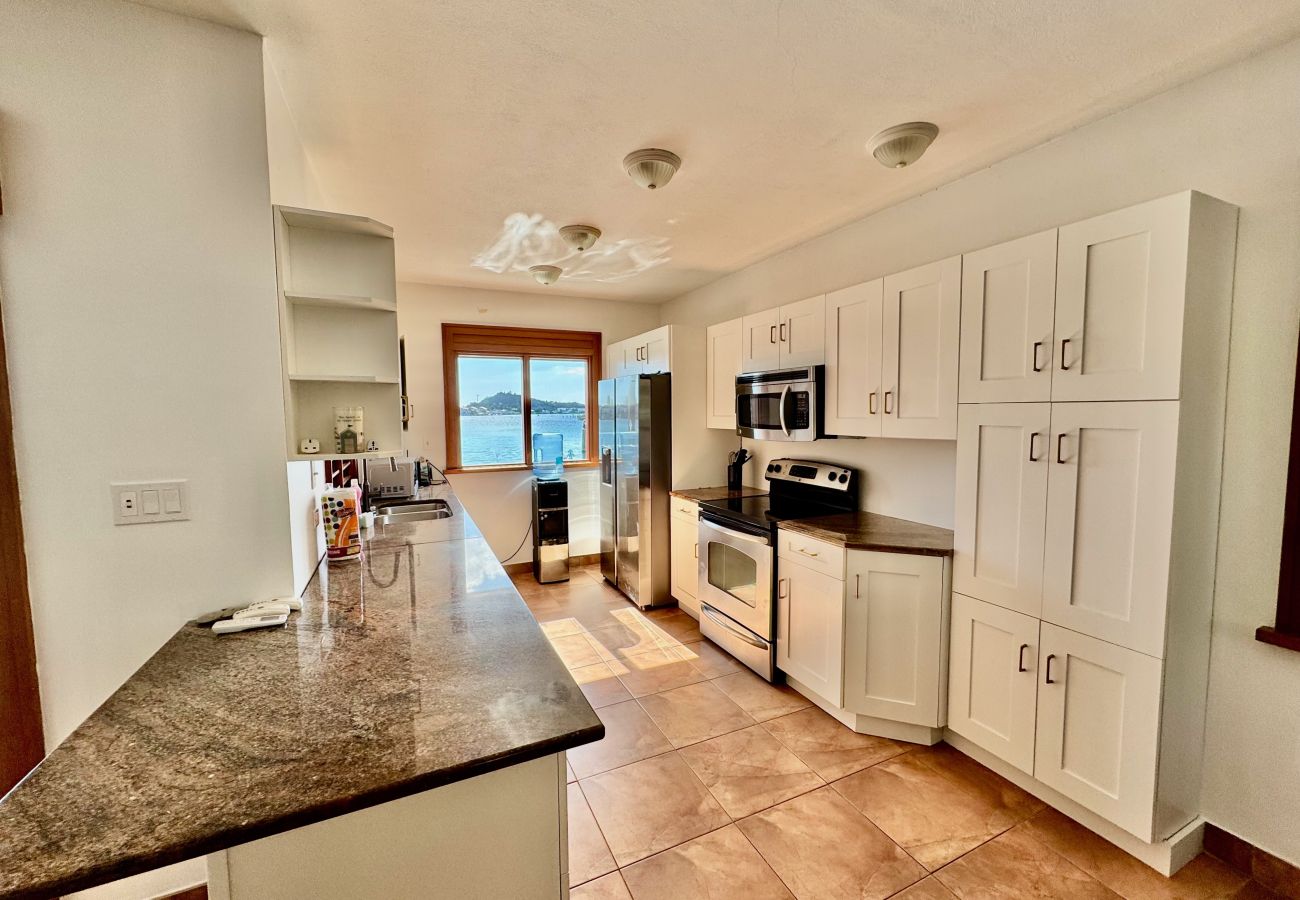 Villa in Jolly Harbour - Stunning Waterfront Retreat 