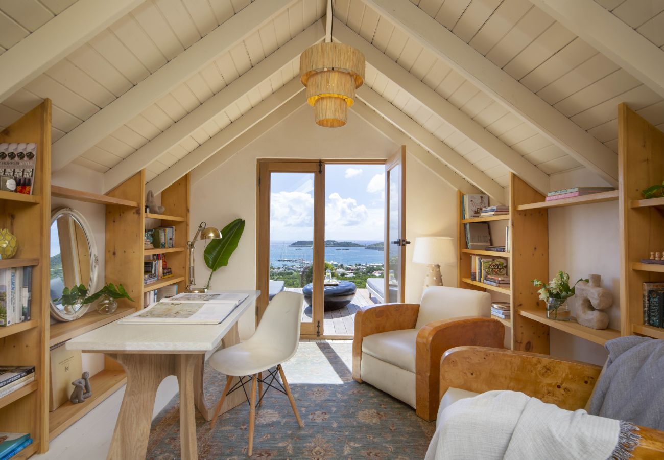 Villa in Falmouth - La Casa
