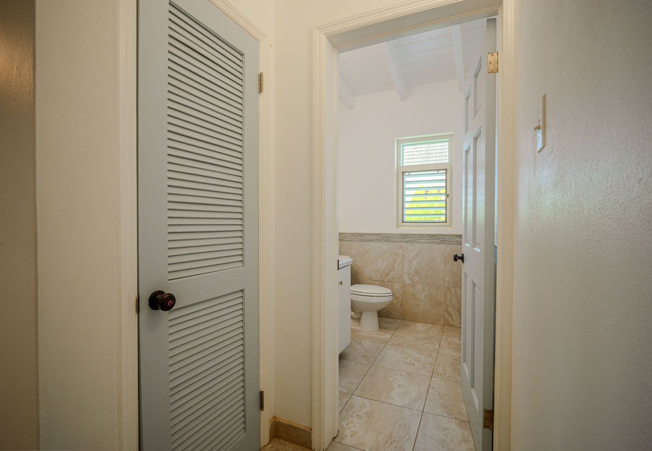 Villa in Jolly Harbour - Villa Flora 