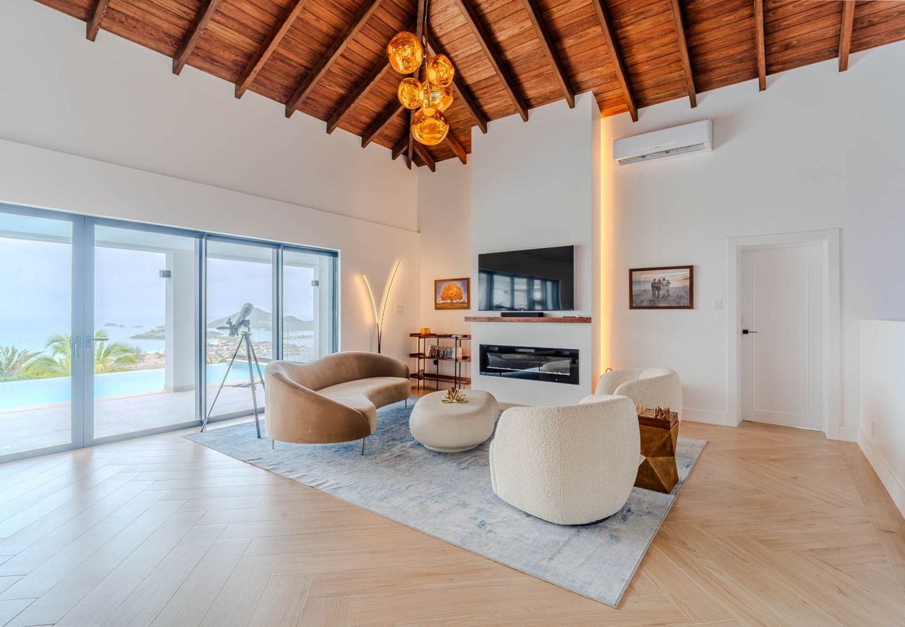 Villa in Jolly Harbour - High Ground Villa 
