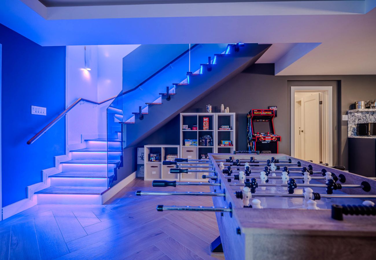 Villa in Jolly Harbour - High Ground Villa 