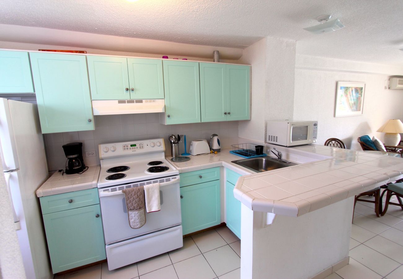 Villa in Jolly Harbour - 412D