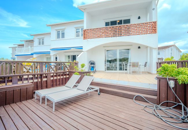 Villa in Jolly Harbour - Waterfront Jolly Villa on South Finger